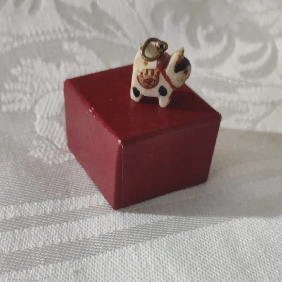 Vintage Gold and Red Cat Charm - Picture 2 of 4